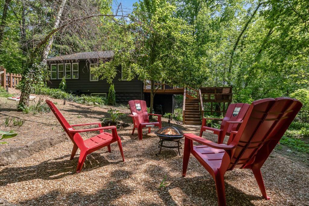 Black Cabin Getaway In Woods I Valpo Valparaiso Exterior photo